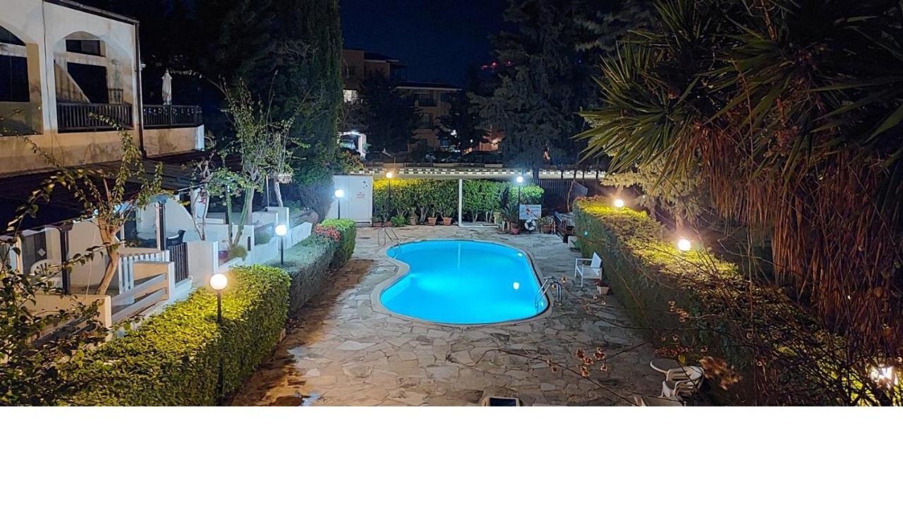 Cyprusmylove Paphos Buitenkant foto
