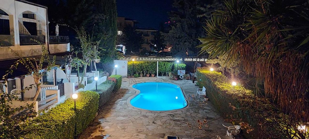 Cyprusmylove Paphos Buitenkant foto